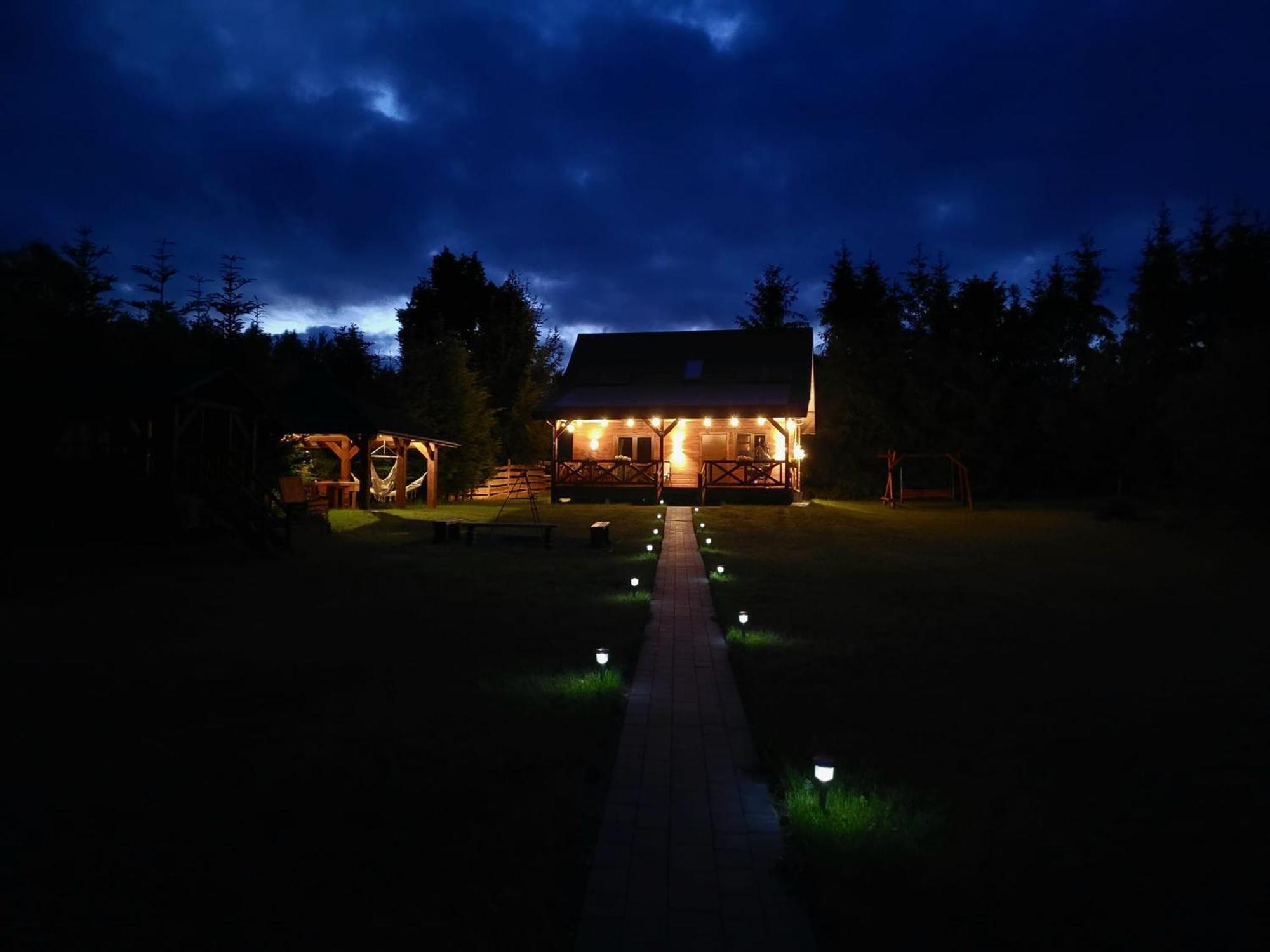 Roztoczanska Ostoja Apartamento Adamow  Exterior foto